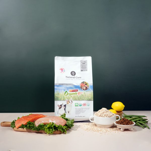 Thức ăn cho mèo hữu cơ NATURAL CORE Multi Protein Organic