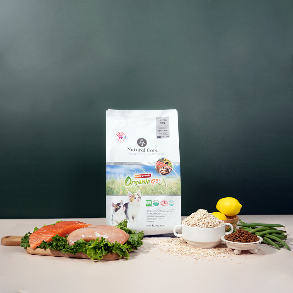 Thức ăn cho mèo hữu cơ NATURAL CORE Multi Protein Organic